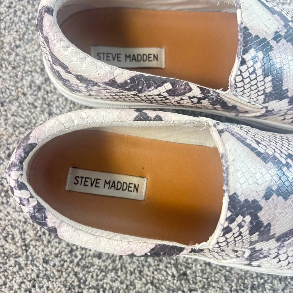 Steve Madden Gills Snakeskin Platform Slip On Sneakers Grey Cream comfy 9.5